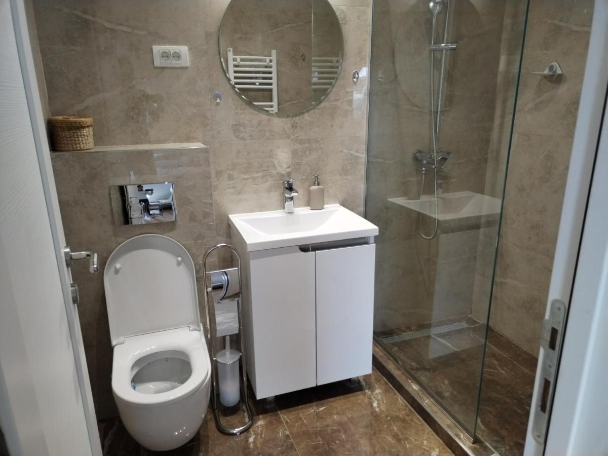 Apartment Blue Star